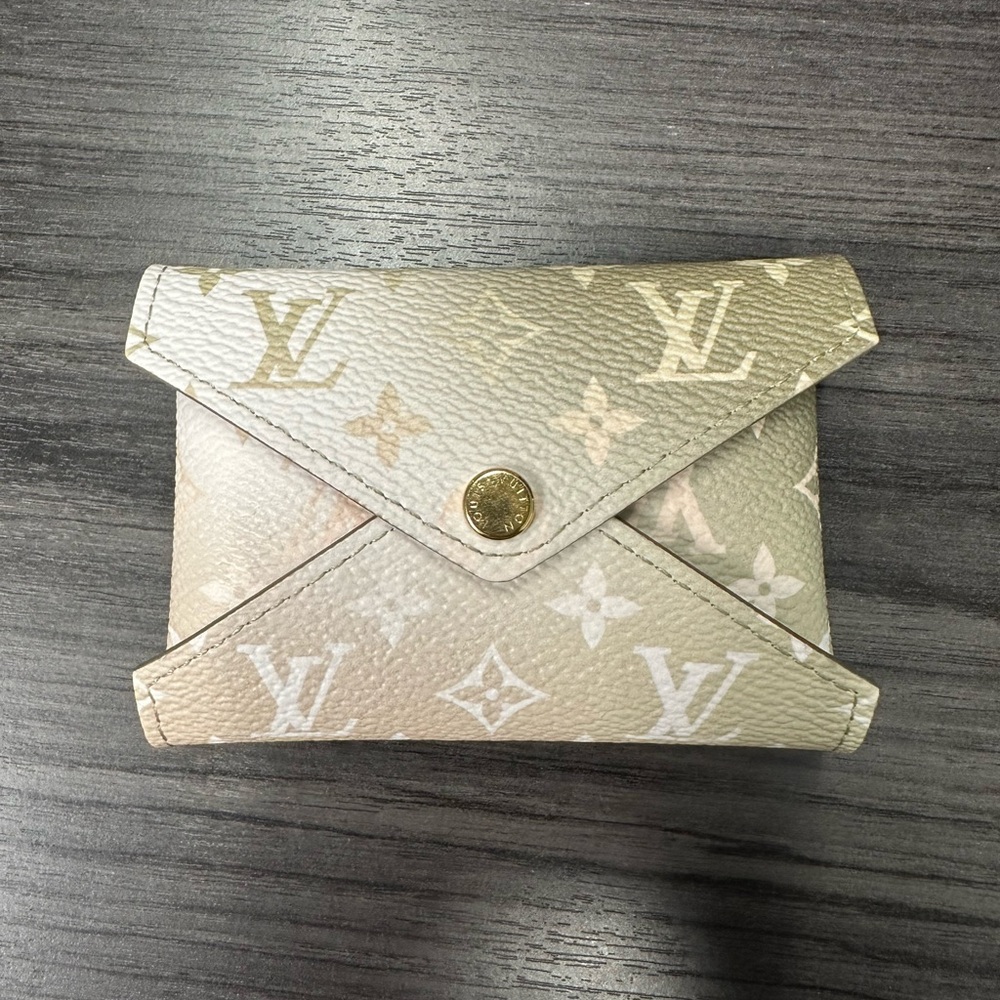 Louis Vuitton Kiragami pouch